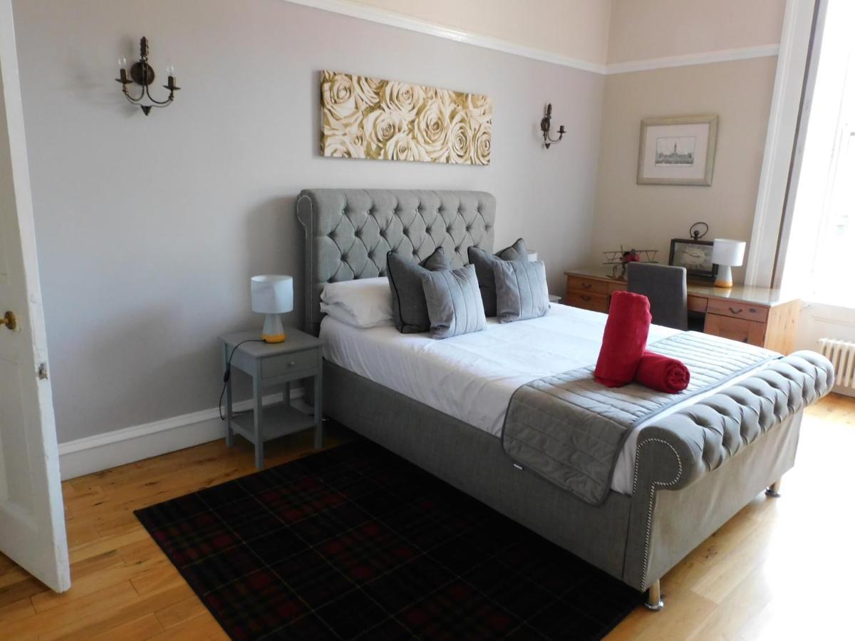 West End - Stunning, Spacious, 3 Bedroom, Main Door Flat With Private Parking Glasgow Extérieur photo